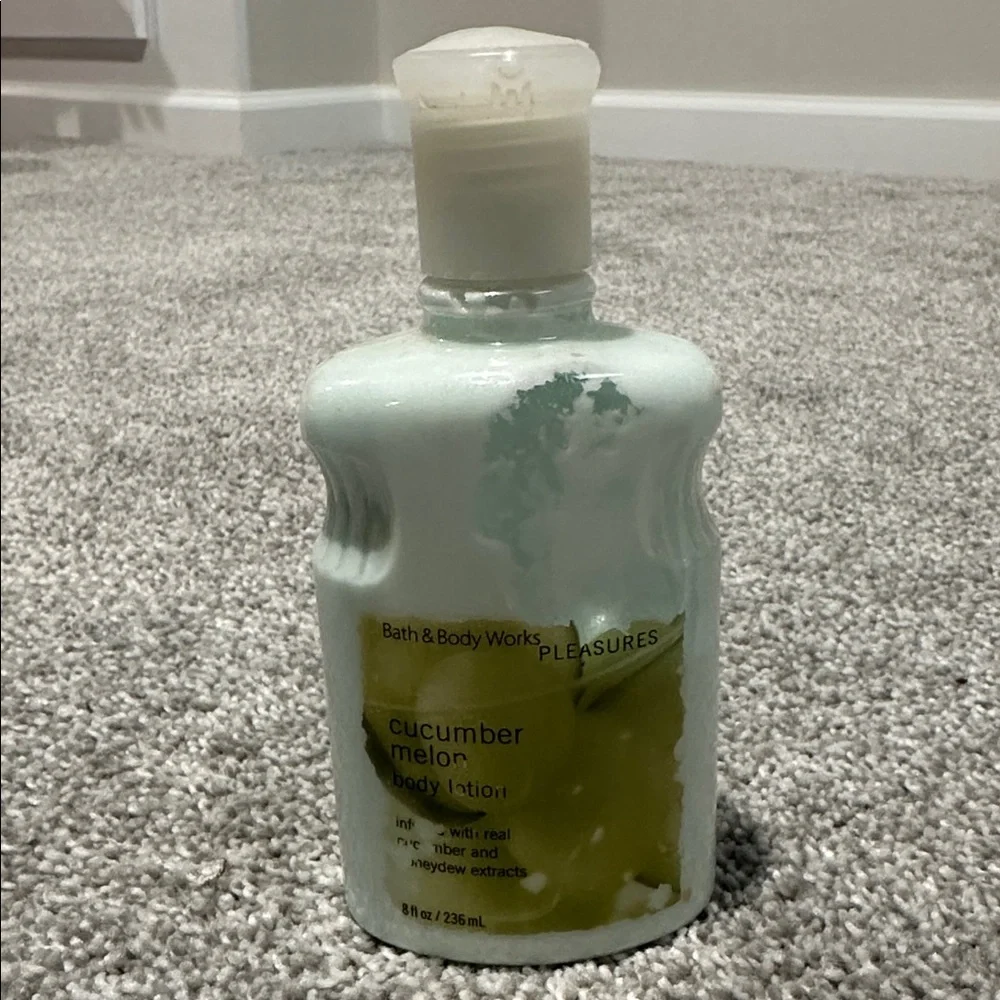 Bath & Body Works Pleasures Cucumber Melon Body Lotion, 8 fl oz, BRAND NEW‎